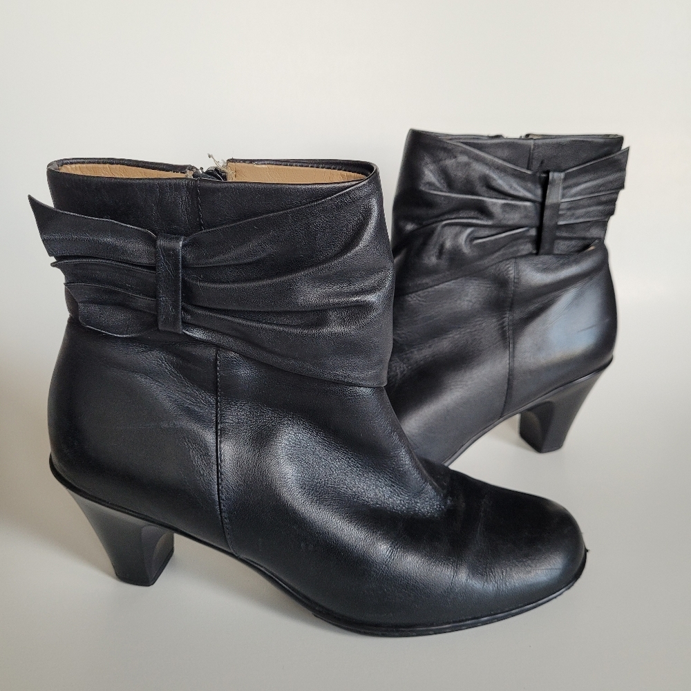 Softspots Ruby Heeled Ankle Boots